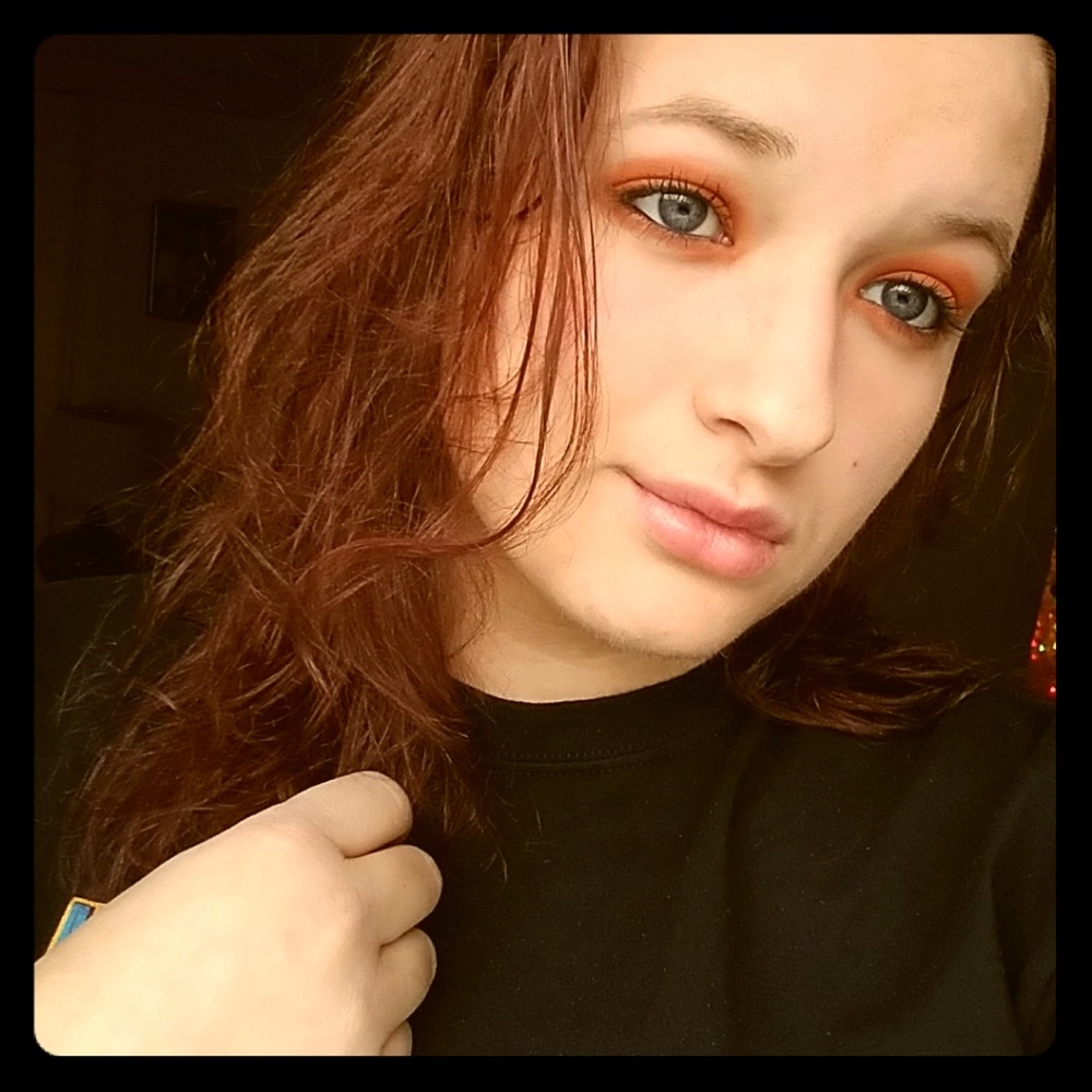 Meet your Posher, Emma